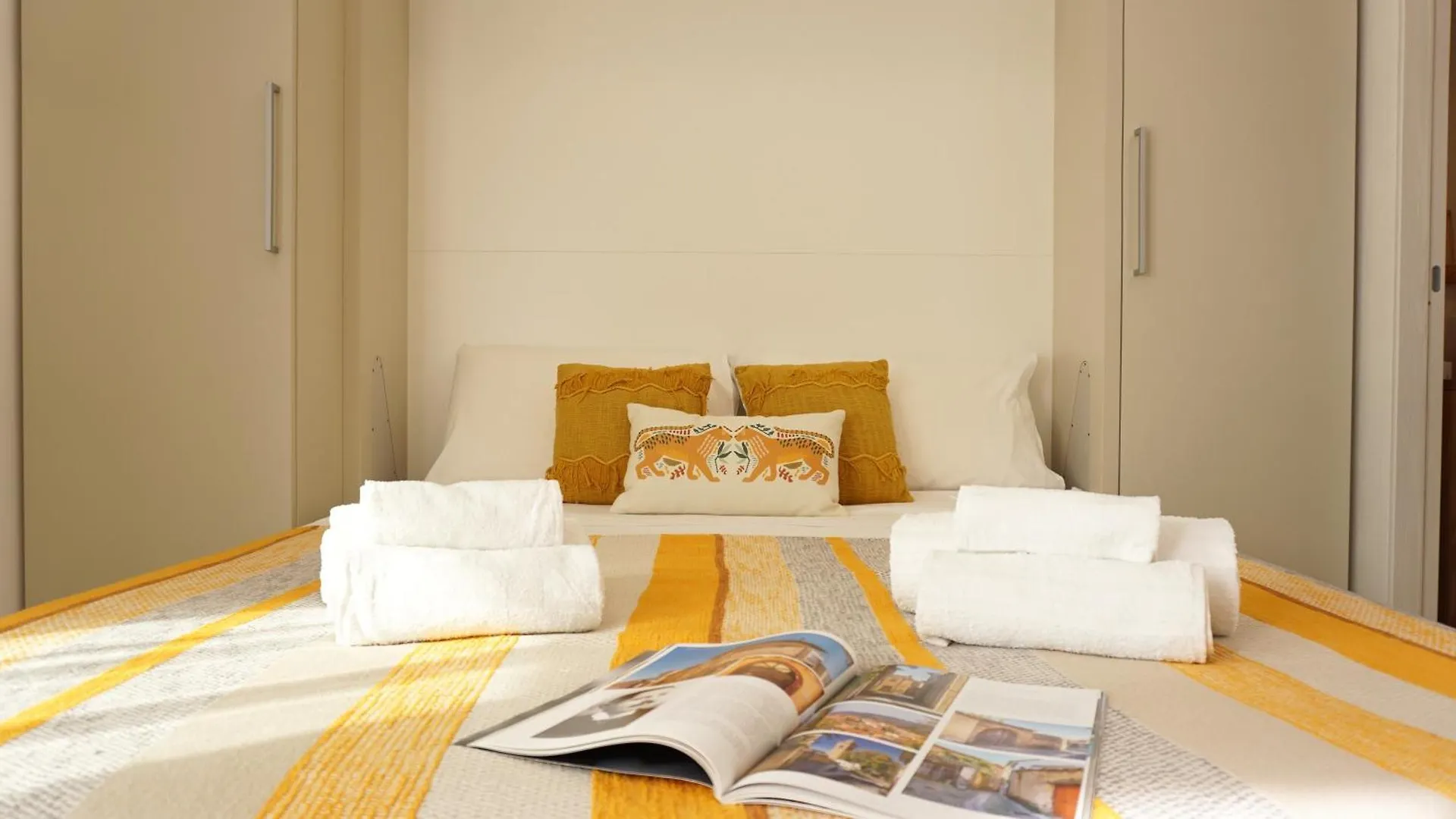 Al 33 - Luxury Apartment Alghero 0*,  Italia