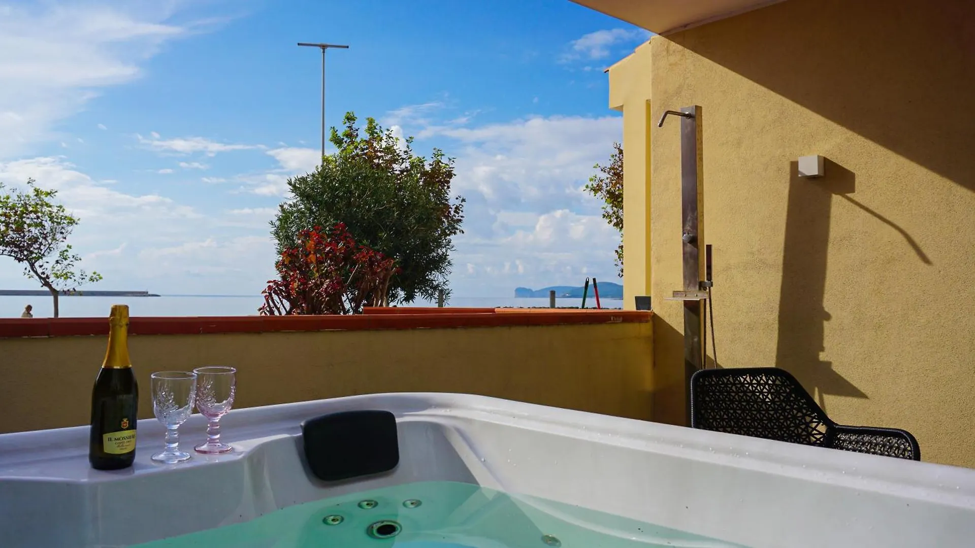 Al 33 - Luxury Apartment Alghero 0*,